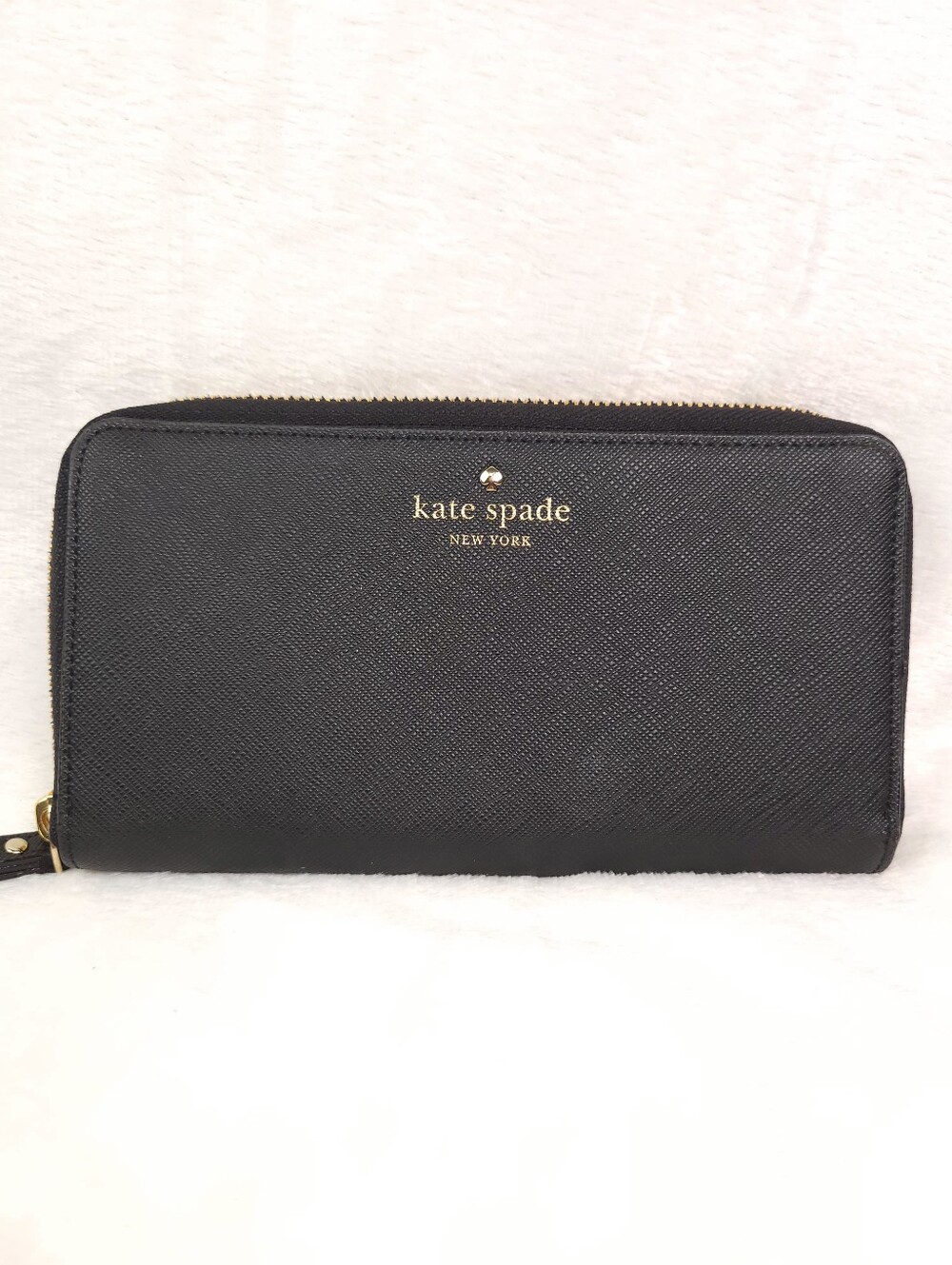 Kate Spade Black Saffiano Leather Zip Around Continental Wallet Strap